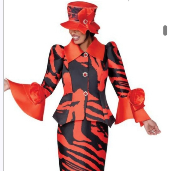 2 Pic Red and Black Pattern Dress with Floral Sleeve