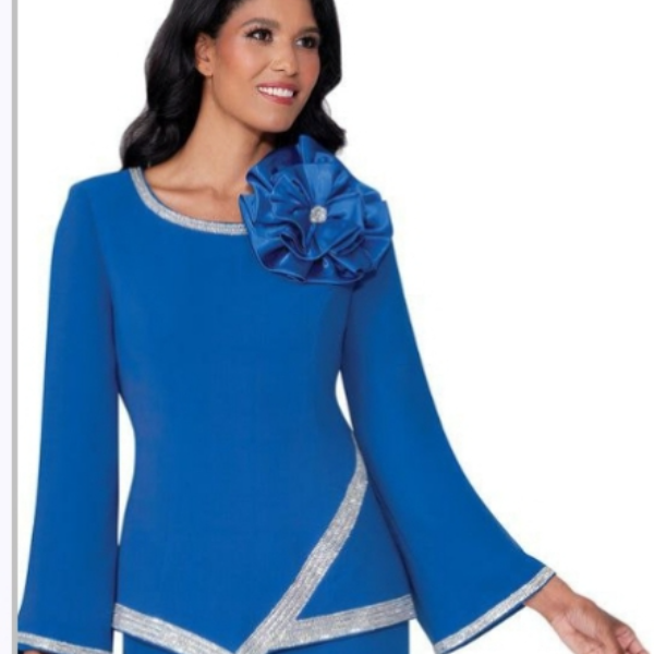 Crepe Dress wuth flower detaul at top