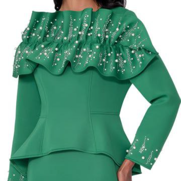 Green Stellar Looks Dress With Pearl Neckline