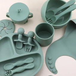 4pcs/5pcs Children's Silicone Self-Feeding Utensil Set