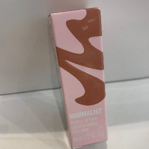 Minimalist glossy lipstick (red)