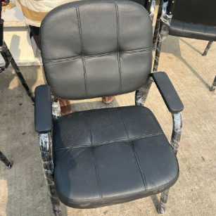 VISITOR CHAIR-FAIRLY USED