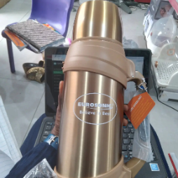 700ml Eurosonic Water flask with 18hours heat or cold retention