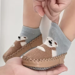 1 Pair of Infant and Toddler Sock Shoes.