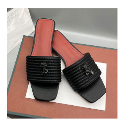 Loro piano Summer walk slide